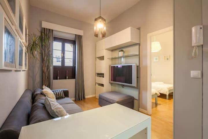 Central Apartment In Seville Ngoại thất bức ảnh
