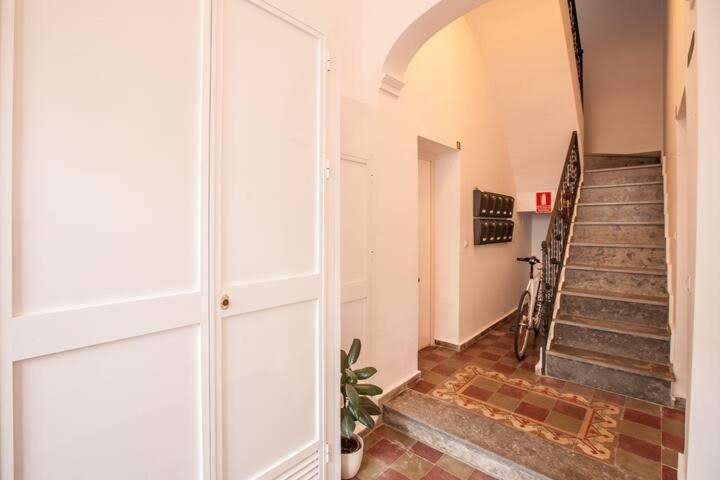 Central Apartment In Seville Ngoại thất bức ảnh